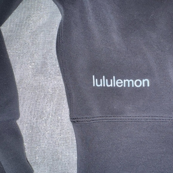 Lululemon Black Cropped Sweatshirt - Picture 3 of 4